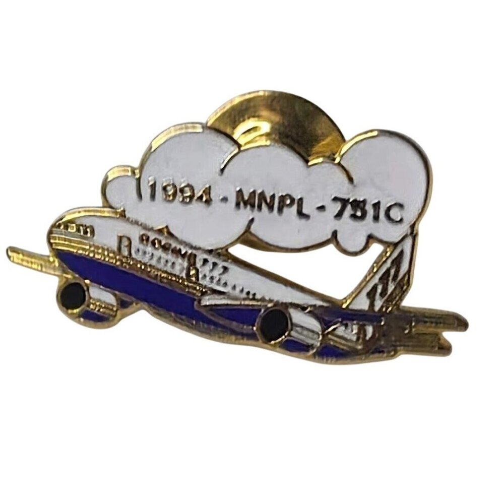 Vintage 1994 MNPL 781C Boeing 777 Airplane Enamel Lapel Pin Plane Clouds Rare
